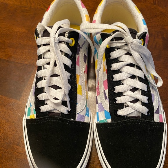 Vans Multicolor Checkered Sneakers - Picture 2 of 8